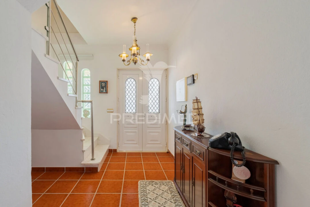 Moradia T5 para Venda em São Martinho Foto 4