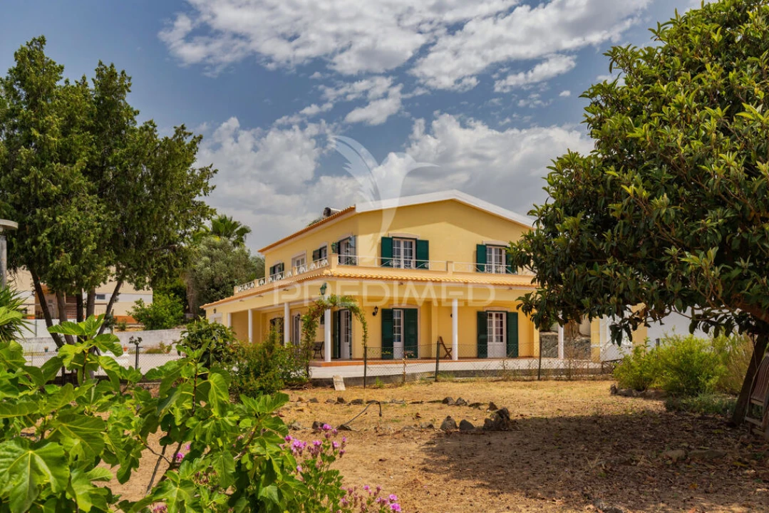 Moradia T5 para Venda em São Martinho Foto 2