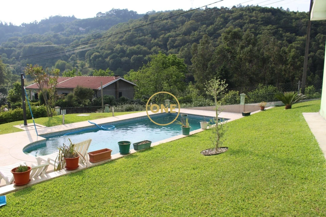 Moradia T3 para Venda em Gondoriz Foto 7