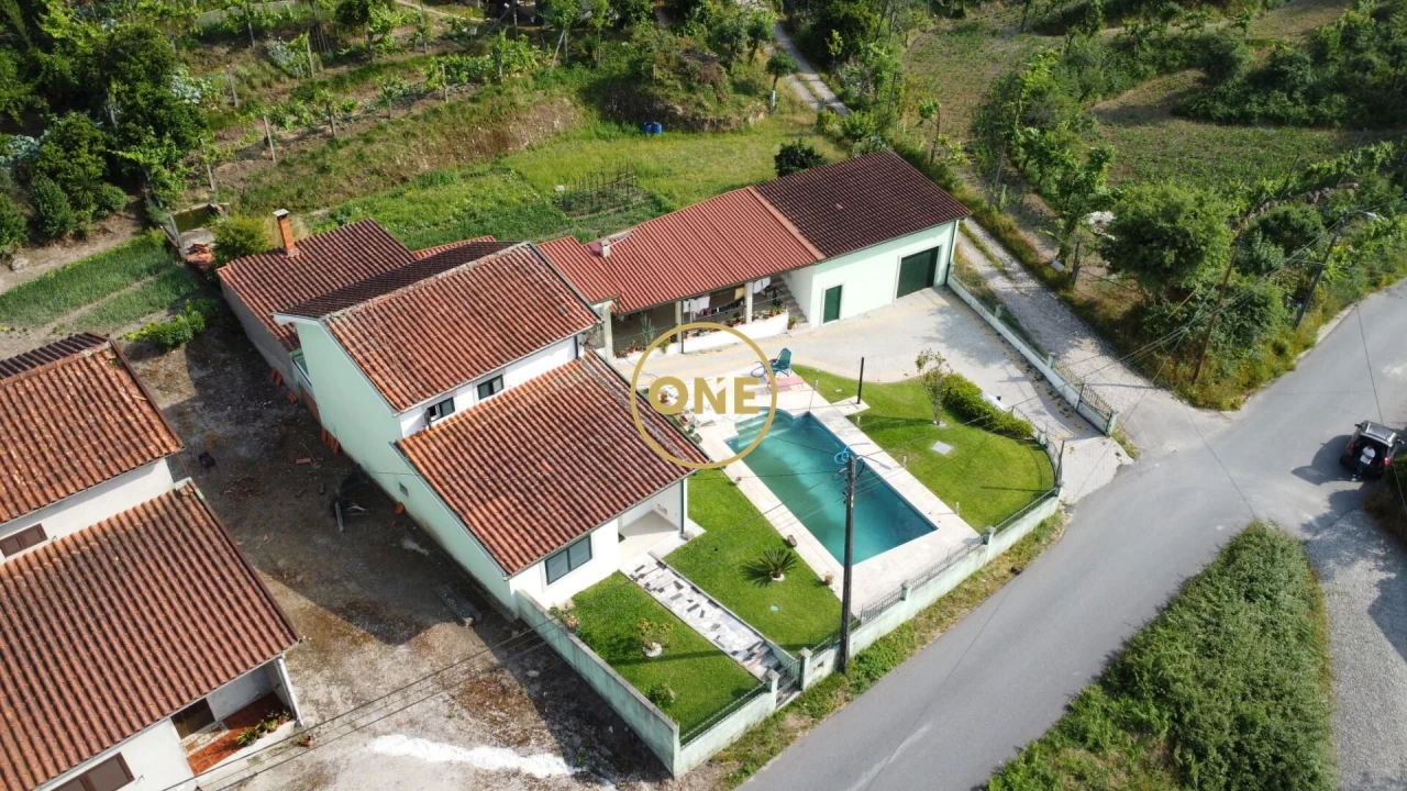 Moradia T3 para Venda em Gondoriz Foto 3