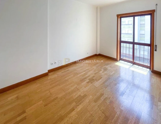 Apartamento T3 para Venda em Marvila, Ribeira Santarém, São Salvador, São Nicolau Foto 4