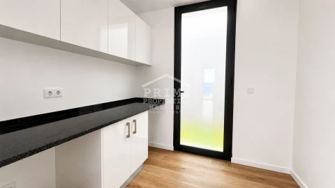 Moradia T3 para Venda em Arco da Calheta