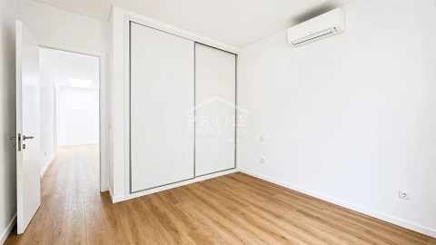 Moradia T3 para Venda em Arco da Calheta