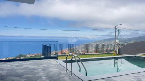 Moradia T3 para Venda em Arco da Calheta