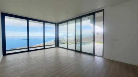 Moradia T3 para Venda em Arco da Calheta