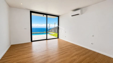 Moradia T3 para Venda em Arco da Calheta