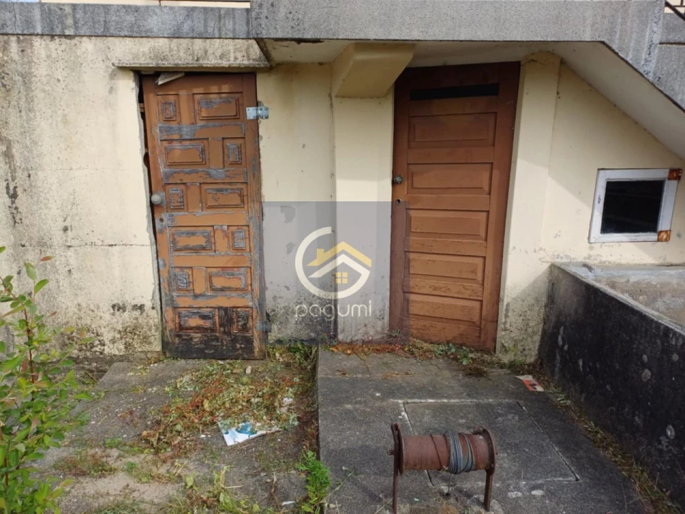 Moradia T3 para Venda em Lodares Foto 12