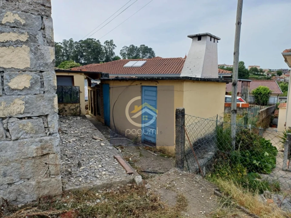 Moradia T3 para Venda em Lodares Foto 14