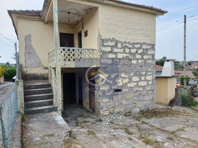 Moradia T3 para Venda em Lodares Foto 6