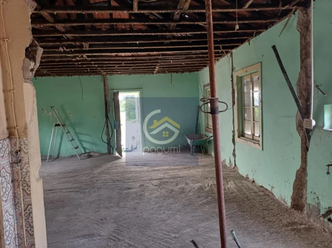 Moradia T3 para Venda em Lodares Foto 9