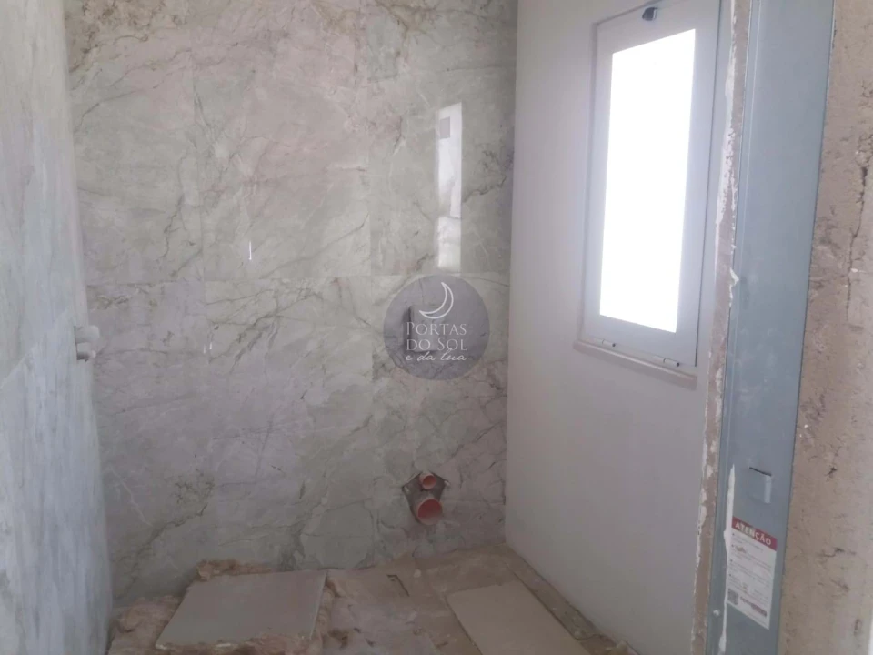 Apartamento T1 para Venda em Marvila, Ribeira Santarém, São Salvador, São Nicolau Foto 1