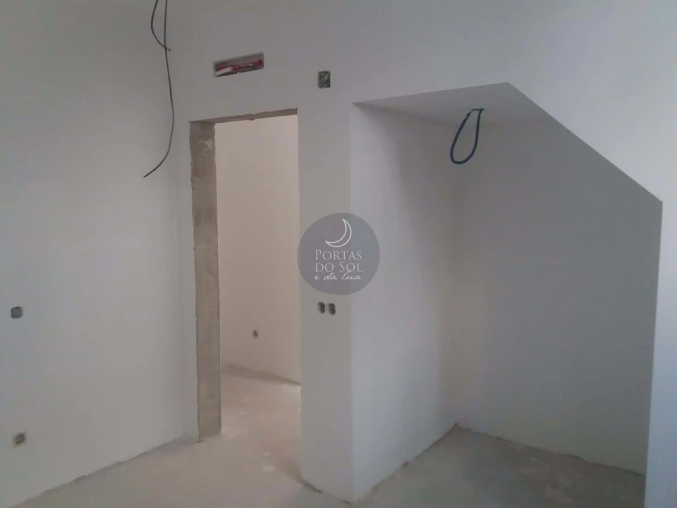 Apartamento T1 para Venda em Marvila, Ribeira Santarém, São Salvador, São Nicolau Foto 3