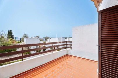 Moradia T2 para Venda em Quarteira