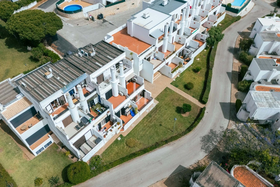 Moradia T2 para Venda em Quarteira Foto 22