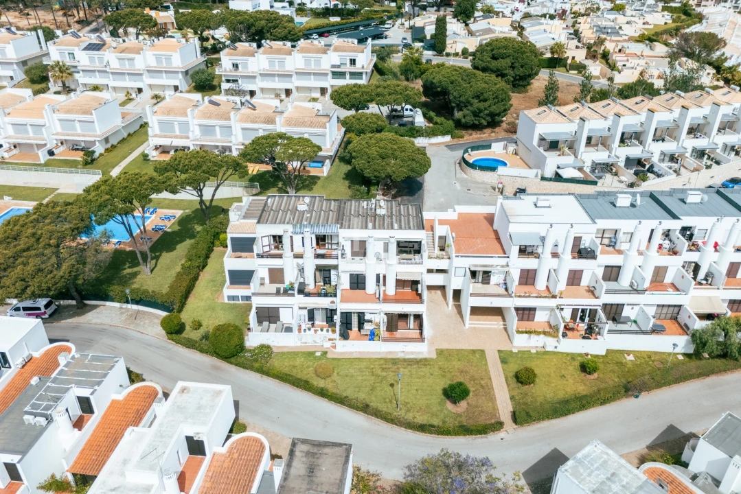 Moradia T2 para Venda em Quarteira Foto 23