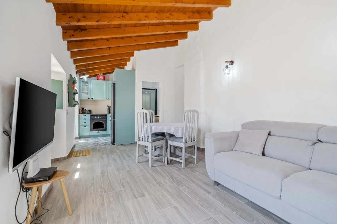 Moradia T1 para Venda em Bordeira Foto 6