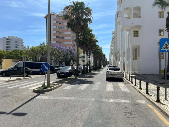 Apartamento T2 para Venda em Quarteira Foto 23