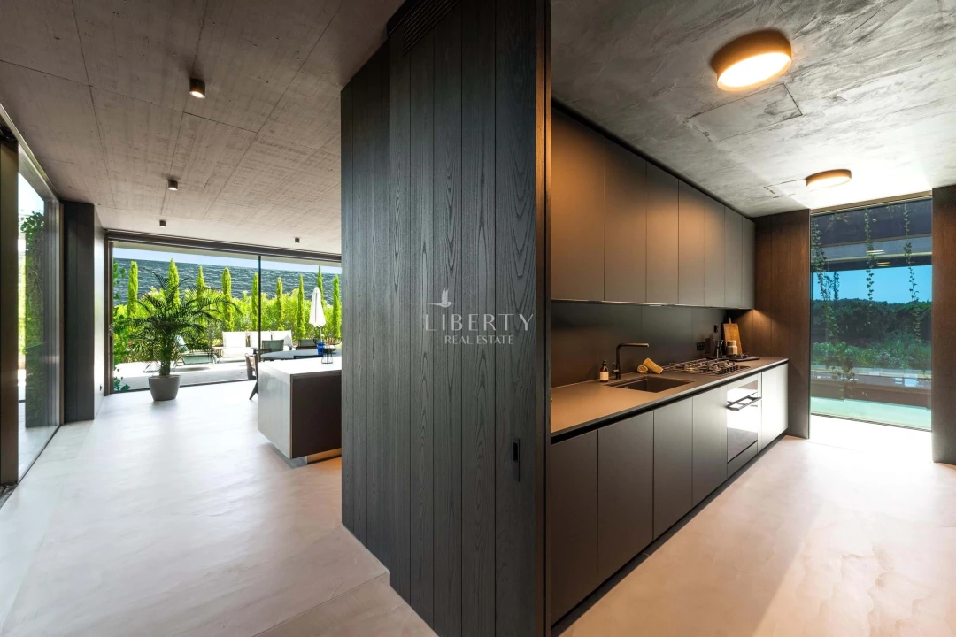 Moradia T7 para Venda em Almancil Planta 8