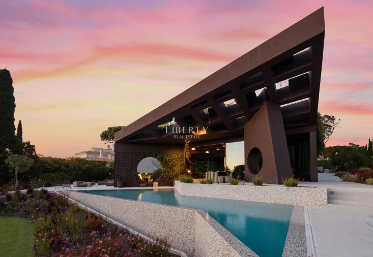 Moradia T7 para Venda em Almancil Planta 49