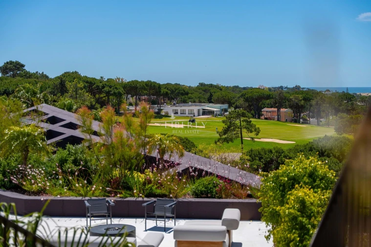 Moradia T7 para Venda em Almancil Planta 32