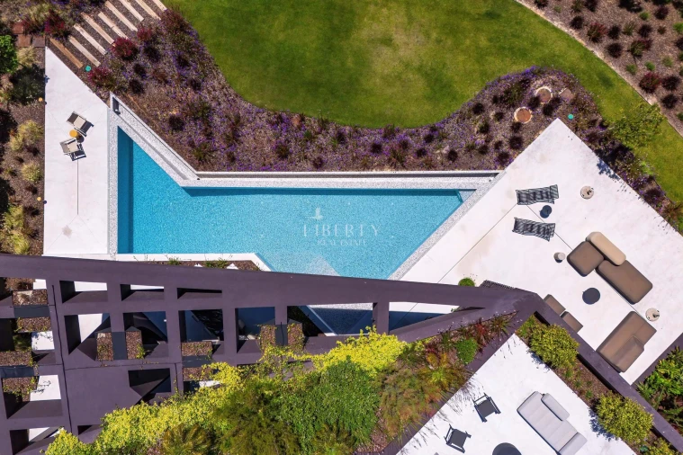 Moradia T7 para Venda em Almancil Planta 56