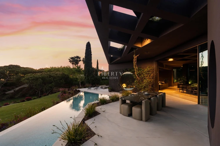 Moradia T7 para Venda em Almancil Planta 3