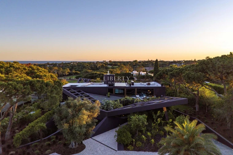 Moradia T7 para Venda em Almancil Planta 60