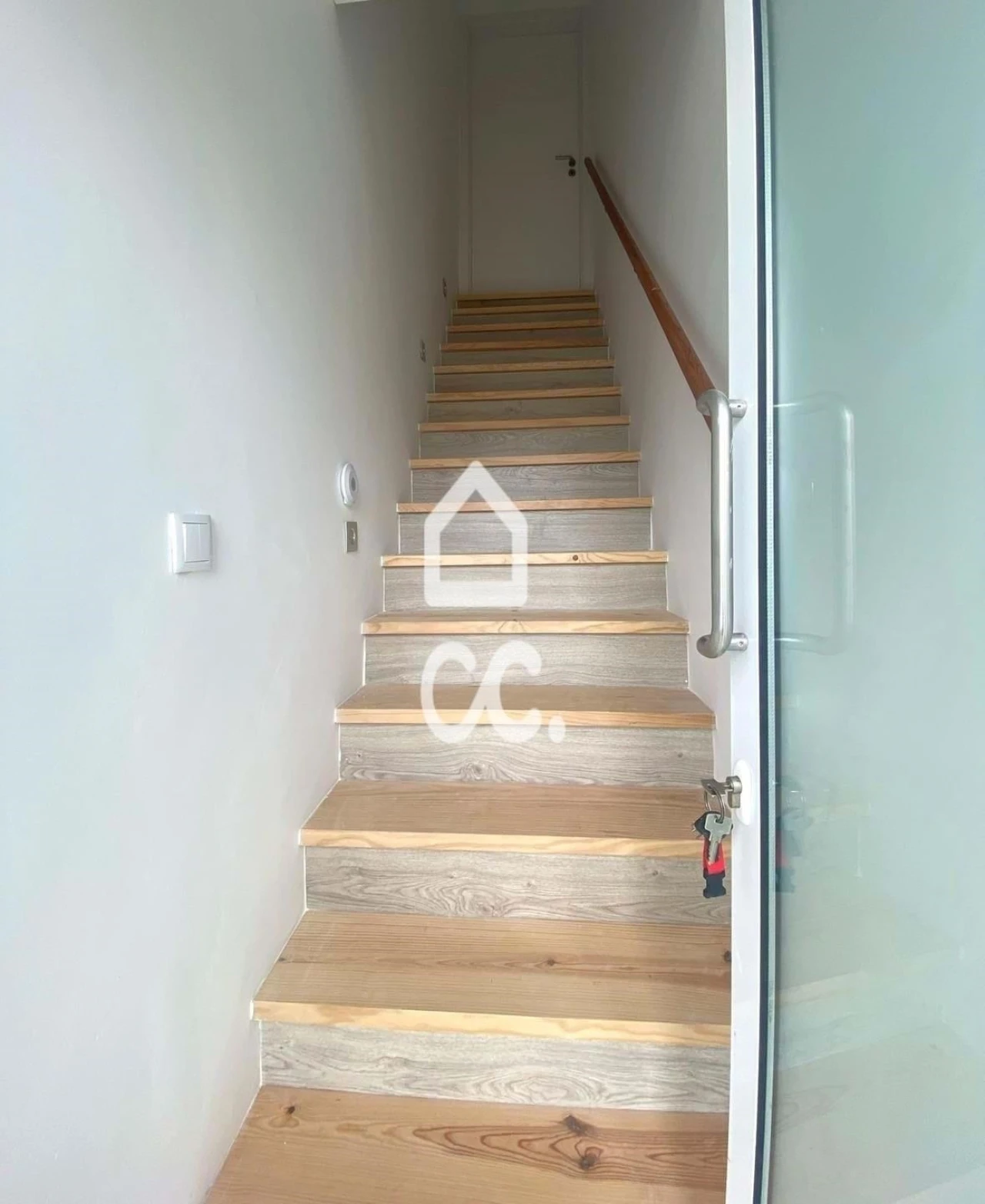 Moradia T4 para Venda em Praia da Vitoria (Santa Cruz) Foto 5