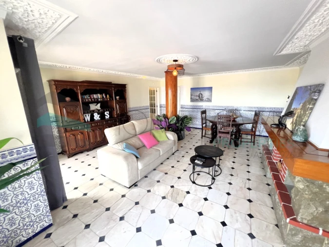 Apartamento T6 para Venda em Faro (Sé e São Pedro) Foto 7