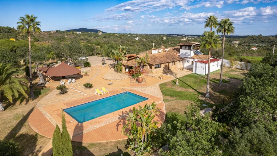 Moradia T3 para Venda em Moncarapacho e Fuseta