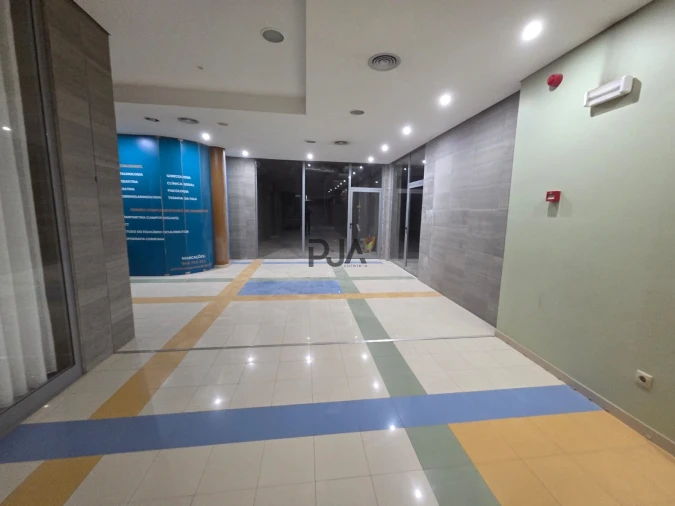 Loja para Arrendamento em Tondela e Nandufe Foto 2