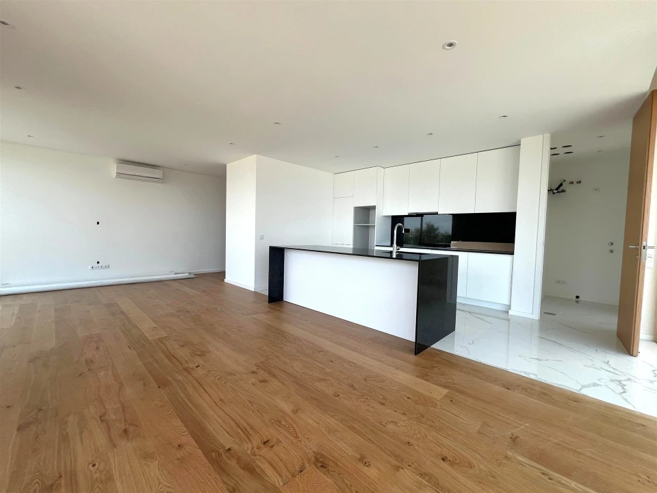 Apartamento T3 para Venda em Canidelo Foto 1
