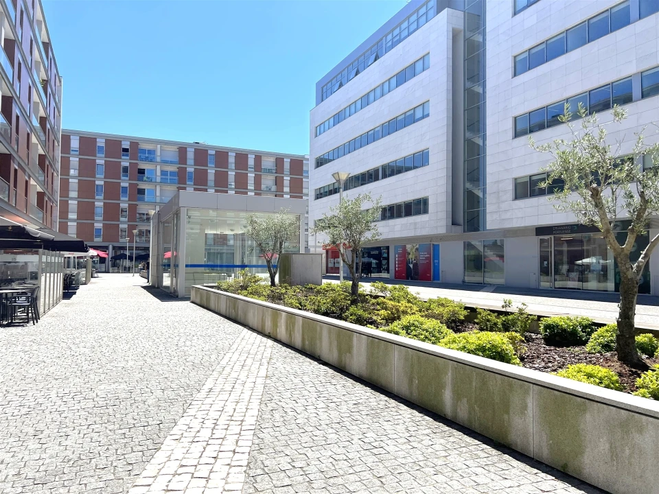 Apartamento T1 para Arrendamento em Paranhos Foto 21