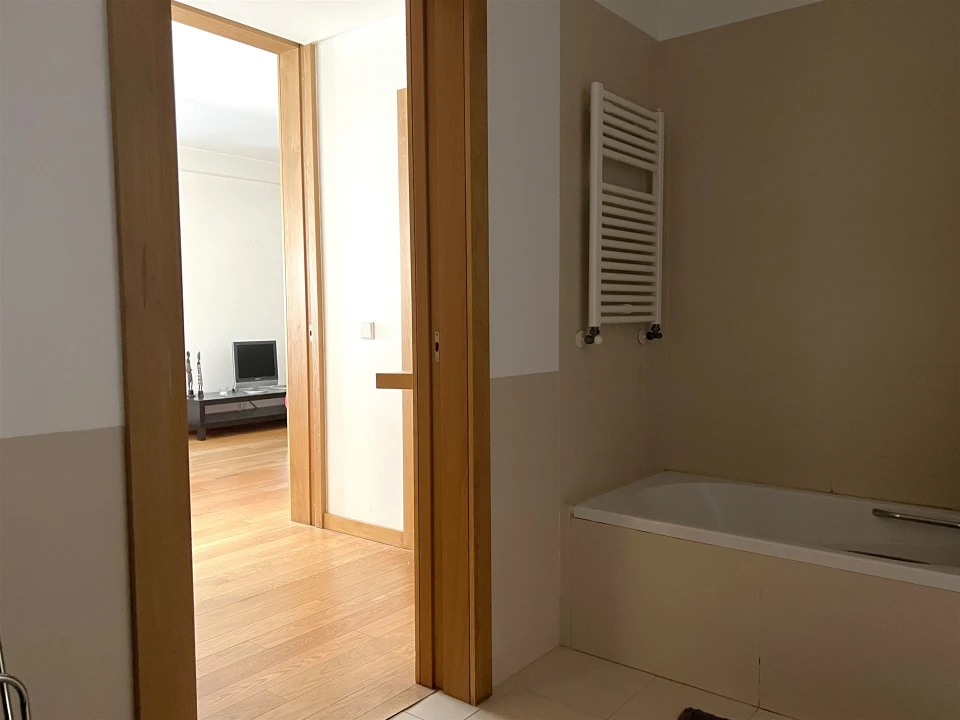 Apartamento T1 para Arrendamento em Paranhos Foto 13