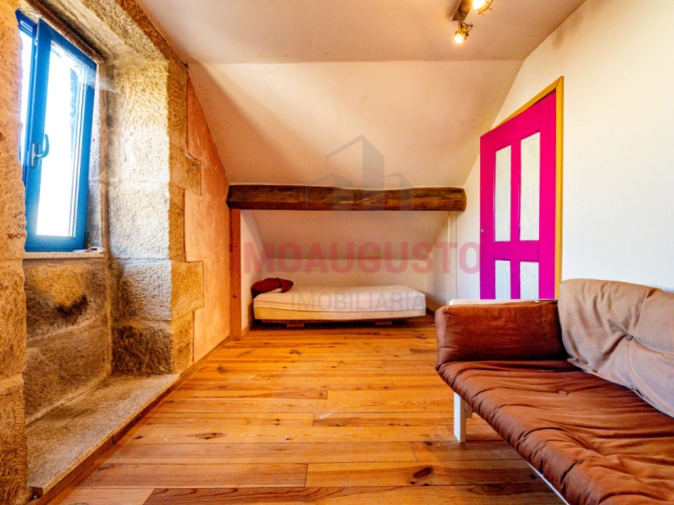 Moradia T3 para Venda em Folgosinho Foto 19