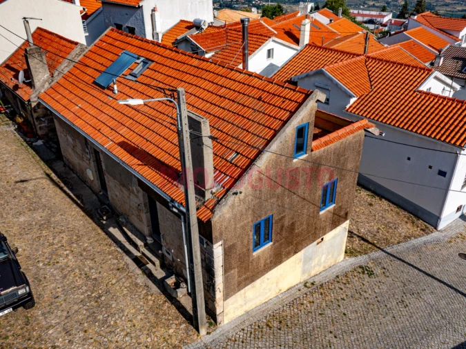 Moradia T3 para Venda em Folgosinho Foto 3