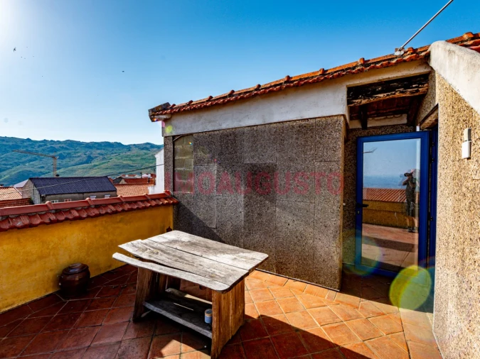 Moradia T3 para Venda em Folgosinho Foto 27