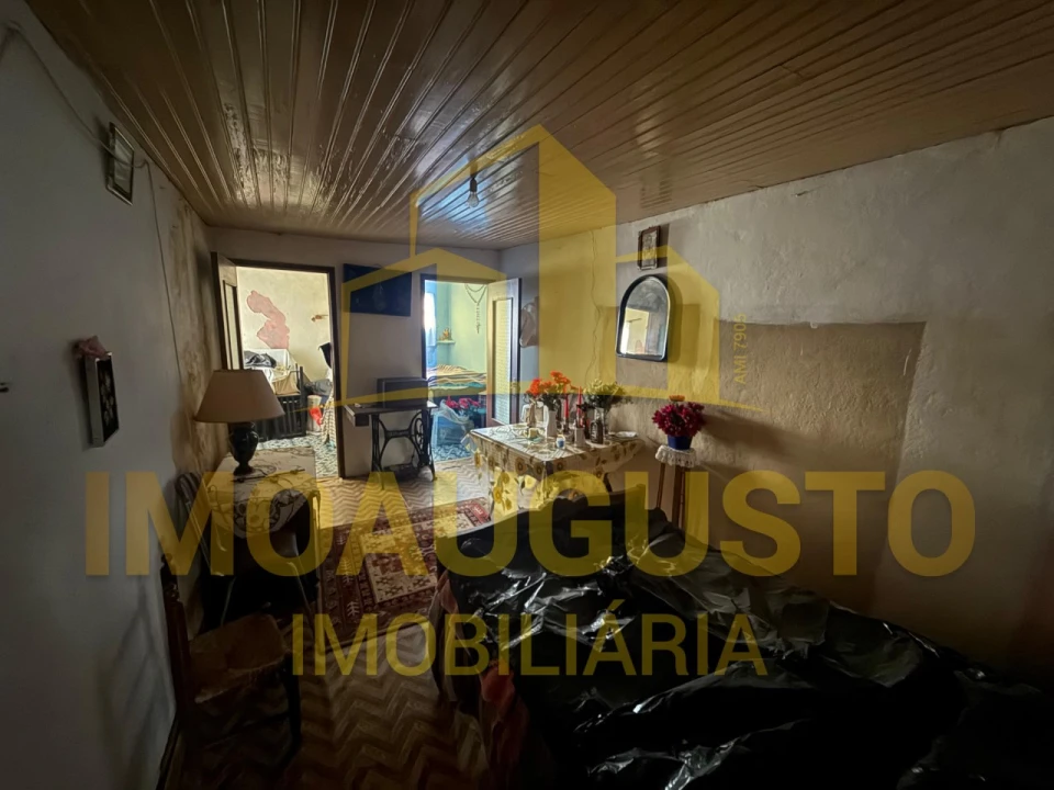 Moradia T3 para Venda em Vila Boa Foto 12