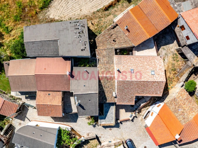 Moradia T3 para Venda em Vila Boa Foto 4