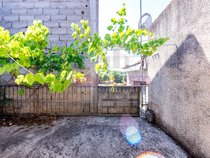 Moradia T3 para Venda em Vila Boa Foto 10