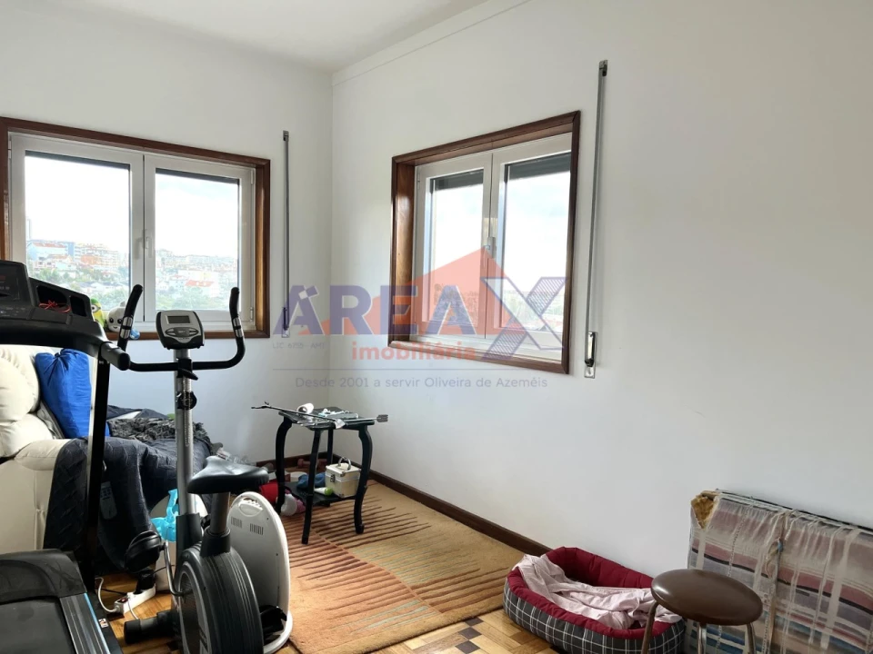 Moradia T5 para Venda em O. Azeméis, Riba-Ul, Ul, Macinhata Seixa, Madail Foto 34