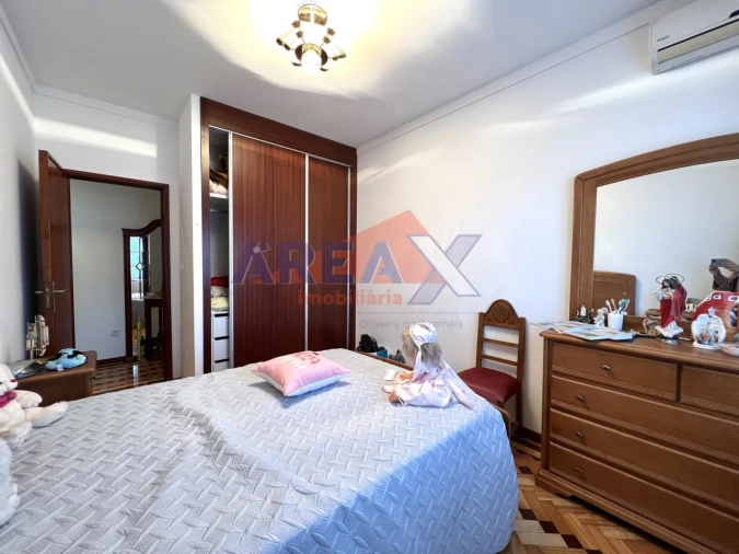 Moradia T5 para Venda em O. Azeméis, Riba-Ul, Ul, Macinhata Seixa, Madail Foto 39