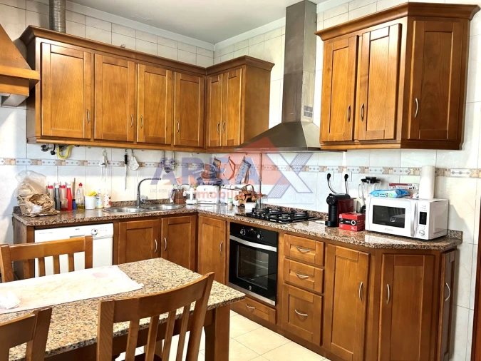 Moradia T5 para Venda em O. Azeméis, Riba-Ul, Ul, Macinhata Seixa, Madail Foto 29