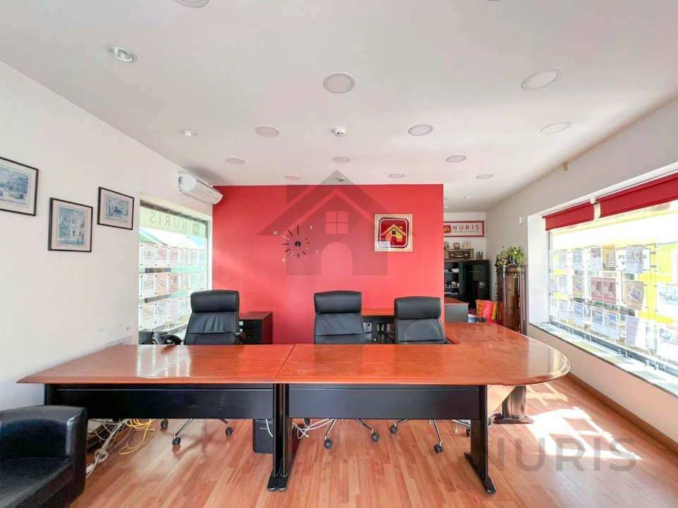 Loja para Arrendamento em Portimão Foto 5