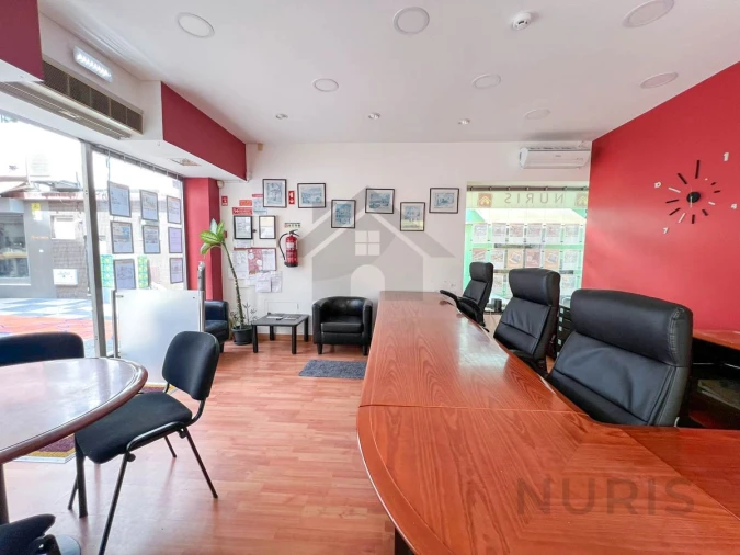 Loja para Arrendamento em Portimão Foto 3