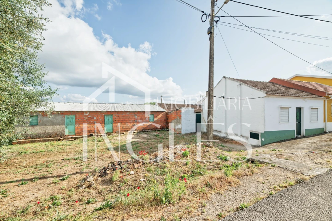 Moradia T2 para Venda em Marvila, Ribeira Santarém, São Salvador, São Nicolau Foto 3