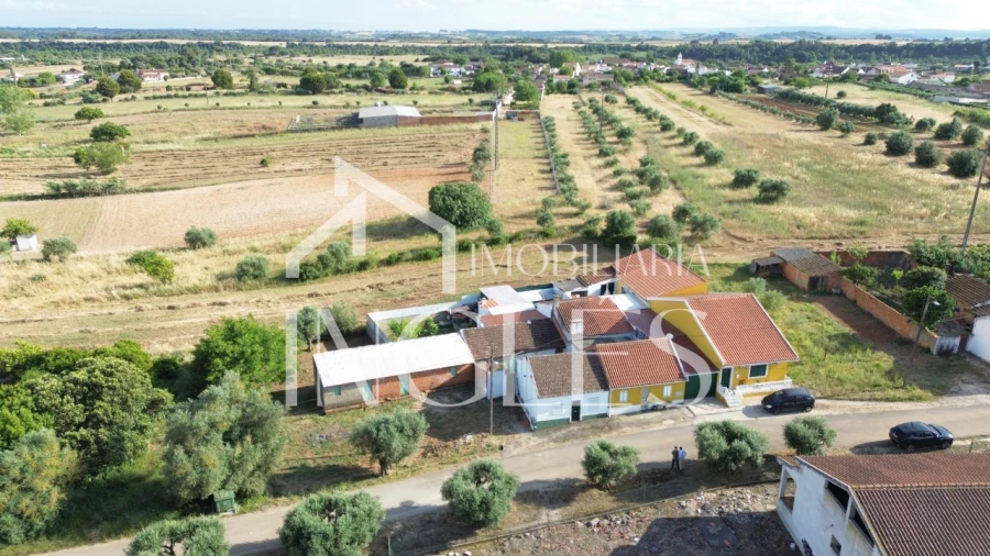 Moradia T2 para Venda em Marvila, Ribeira Santarém, São Salvador, São Nicolau Foto 4