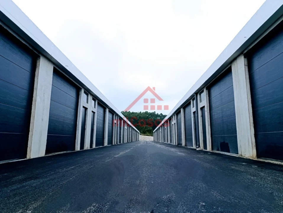 Garagem para Venda em Santa Maria, São Pedro e Matacães Foto 2