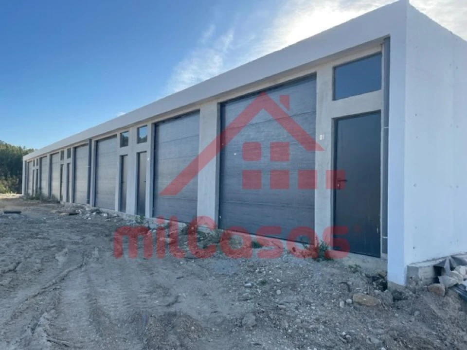 Garagem para Venda em Santa Maria, São Pedro e Matacães Foto 10