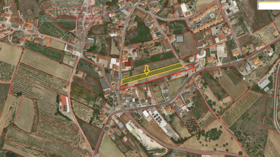 Terreno para Venda em Usseira